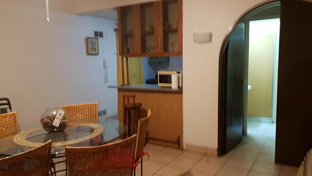 Peatonal Y San Martin Apartment เมนโดซา ภายนอก รูปภาพ